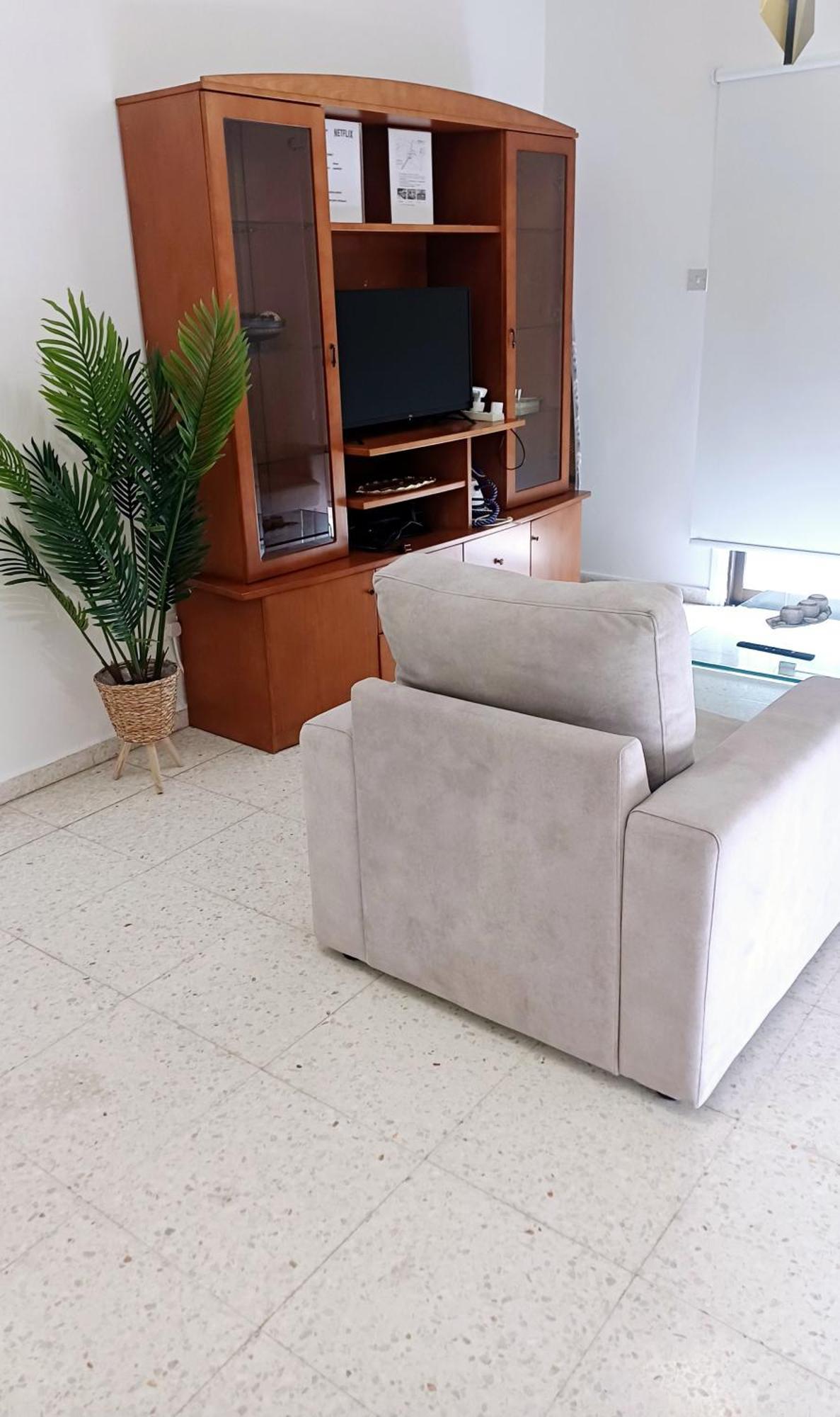 Spacious 2 Bedroom Near Mall -internet 1gbps *