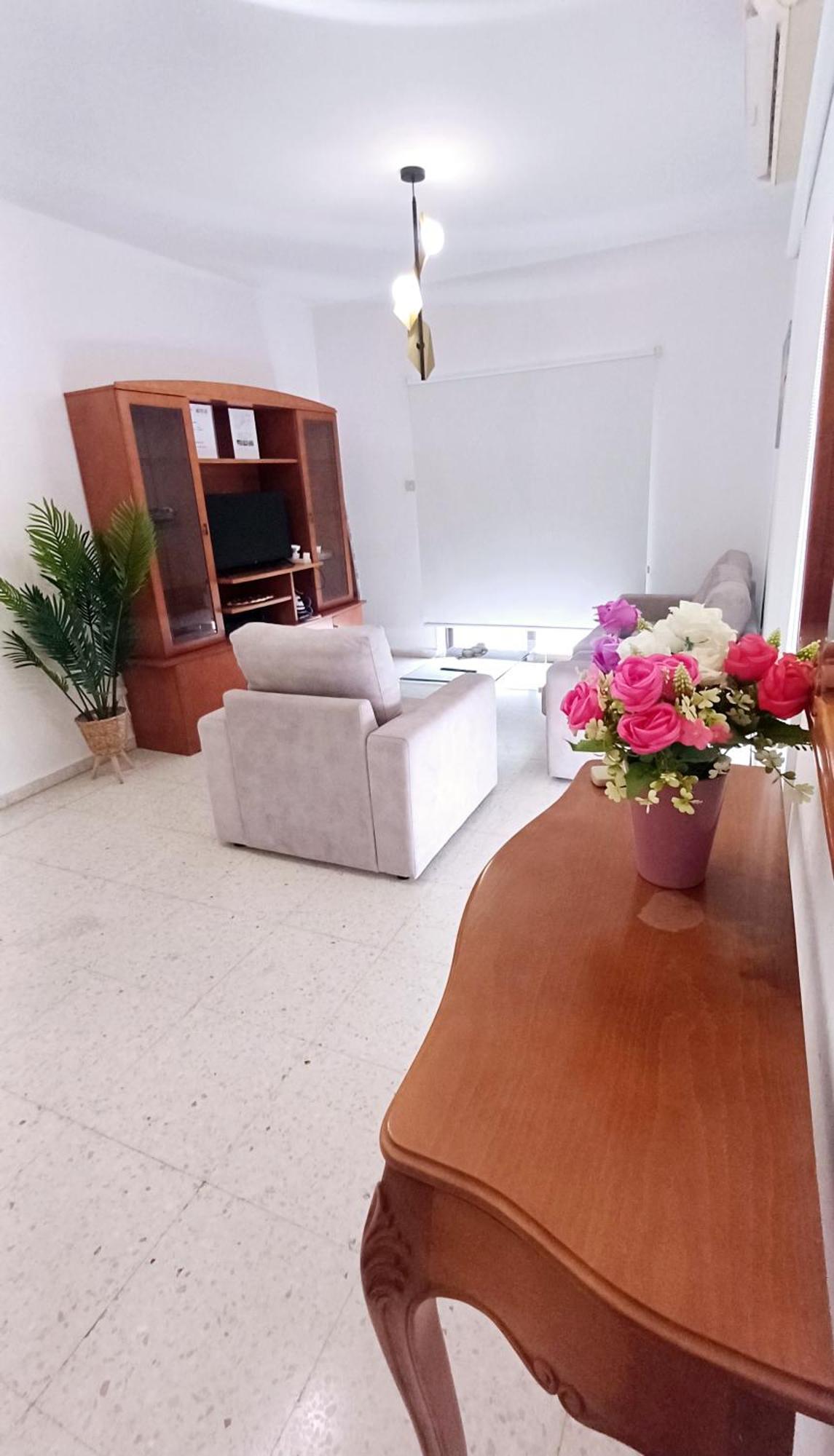 Spacious 2 Bedroom Near Mall -internet 1gbps *
