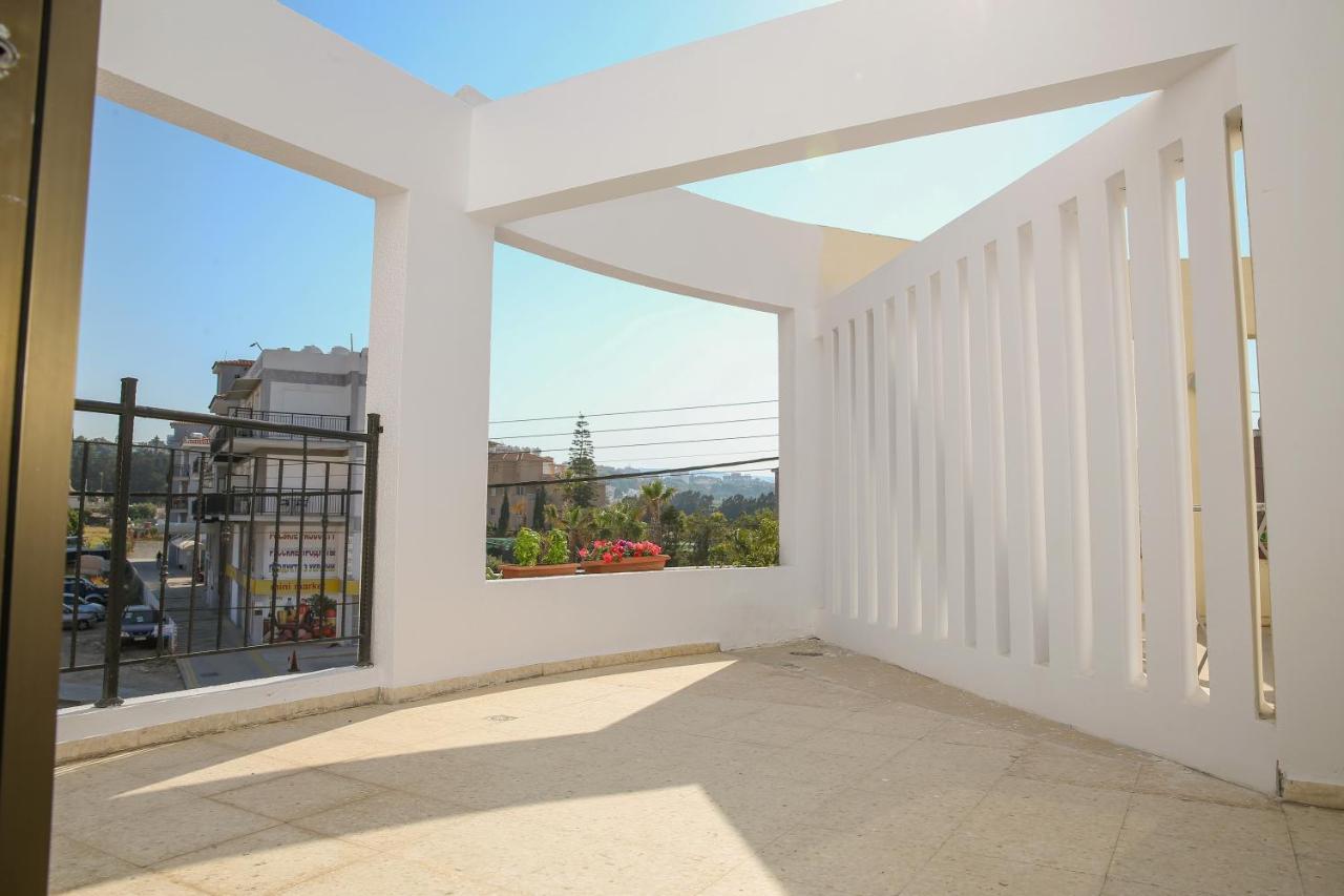 Spacious 2 Bedroom Near Mall -internet 1gbps Daire