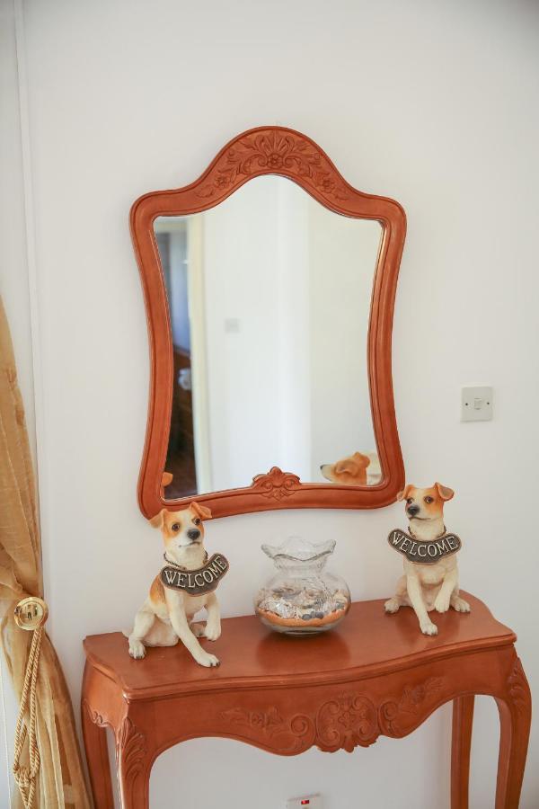 Spacious 2 Bedroom Near Mall -internet 1gbps Daire *
